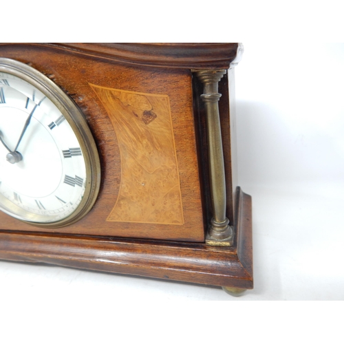 540 - 1920's Wooden Cased Mantel Clock with Brass Columns: Key wind with French Drum Movement. Complete wi... 