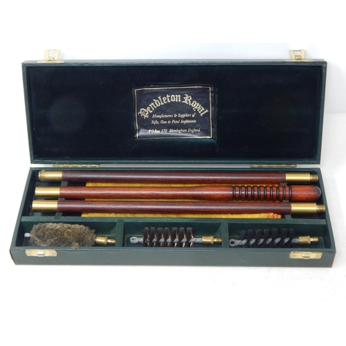 536 - Pendleton Royal 12 Guage Gun Cleaning kit in Fitted Wooden Case