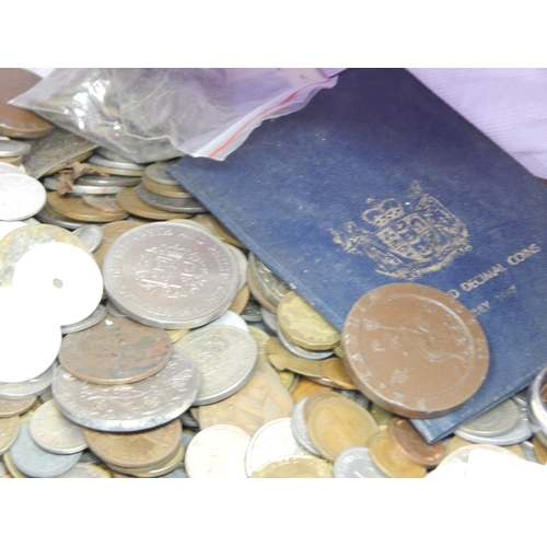 95 - Bag Containing a Large Quantity of Coinage etc: Sorting will Reward