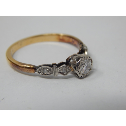 23 - Ladies vintage diamond ring in 18ct shank