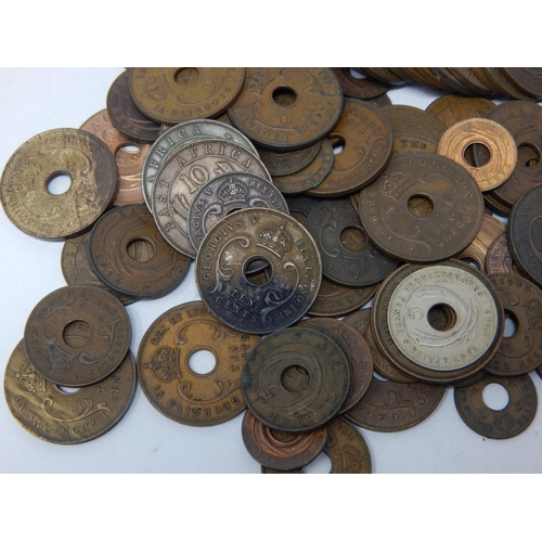 22 - Large collection of West Africa coinage generally Fine to Very Fine, a few better (lot)