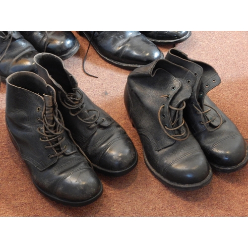 450 - 5 x Pairs of Military Boots Mainly Size 11 together with a Pair of Military Riding Boots.