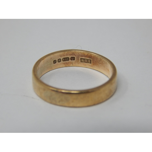 9ct Yellow Gold Wedding Band: Ring Size I: Weight 2.0g