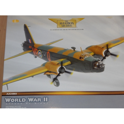 355 - CORGI: 1:72 Scale Models: Vickers Armstrong, Vickers Wellington (Boxed)