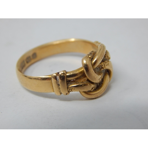 52 - Victorian 18ct Yellow Gold Love Knot Ring: Hallmarked Birmingham 1897: Ring Size P: Weight 6.18g