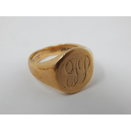 98 - 9ct Yellow Gold Signet Ring: Size K/L: Weight 8.85g