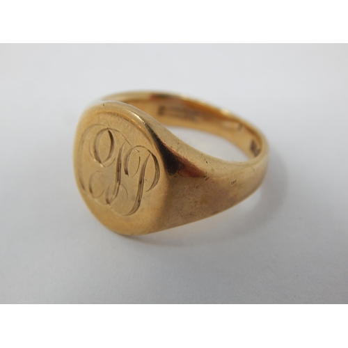 98 - 9ct Yellow Gold Signet Ring: Size K/L: Weight 8.85g