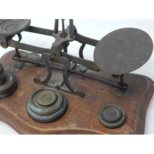 484 - A Set of Early C20th Postal Scales with Weights