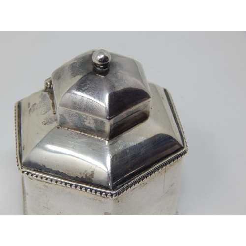 153 - Edwardian Octagonal Silver Inkwell: Hallmarked London 1904 by F.L.T: Weight 109g