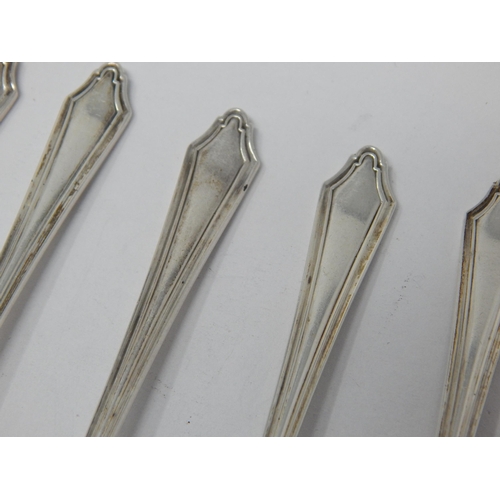 166 - Set of 6 Silver Grapefruit Spoons Hallmarked Chester 1929 by Charles Perry & Co: Weight 78g