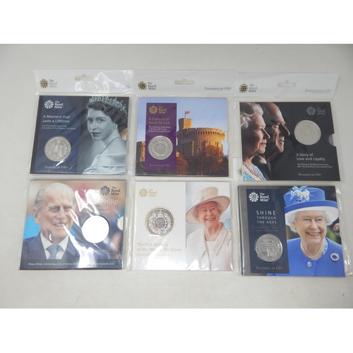 123 - Royal Mint £5 Brilliant Uncirculated Coins in Sealed Packs of Issue: 2016 Shine Through The Ages, 20... 