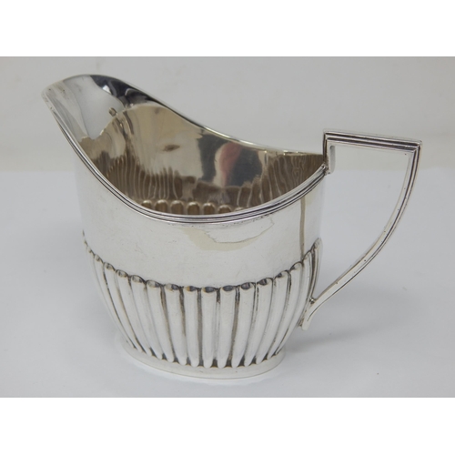 250 - George V Silver Cream Jug Hallmarked Sheffield 1920 by Walker & Hall: Weight 102g