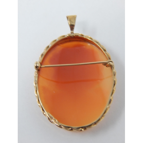 269 - 9ct Yellow Gold Framed Cameo Brooch with Pin Back & Suspension Loop: Measures 3.5cm x 2.8cm