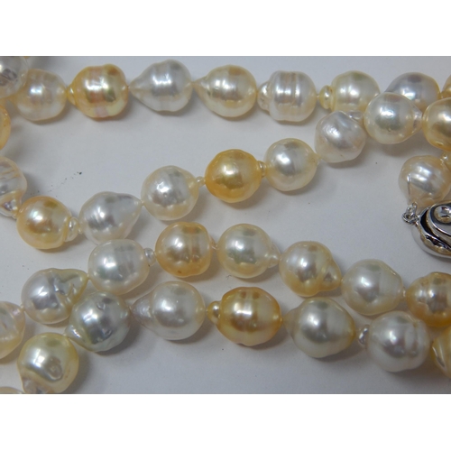 289 - South Sea Cultured Pearl Necklace (9mm) with Silver Bullet Clasp: Length 86cm