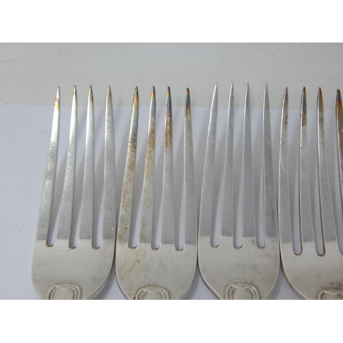 328 - A Set of 6 Heavy Gauge Victorian Silver Dinner Forks: Hallmarked London 1844 by John James Whiting: ... 