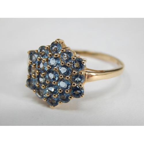 346 - 10ct Yellow Gold Gem Set ring: Size P/O: Gross weight 2.39g