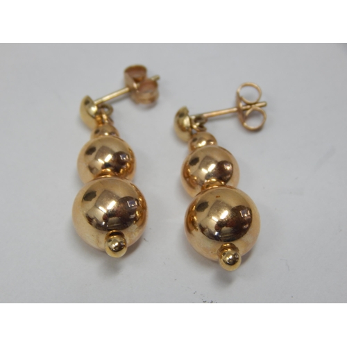 354 - A Pair of 9ct Yellow Gold Earrings Formed as Graduated Spheres: Weight 3.02g