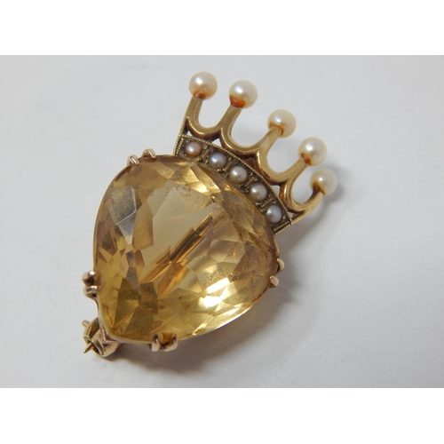 373 - Gold Luckenbooth Brooch Marked 18 Set with a Large Citrine 20mm x 18mm Surmounted with a Crown set w... 