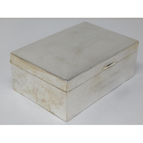 389 - Silver Cigarette Box with Cedar Lined Interior: Hallmarked Birmingham 1934 by Saunders & Mackenzie: ... 