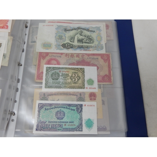 60 - Collection of Banknotes of the World housed in collectors album