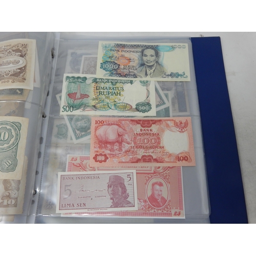 60 - Collection of Banknotes of the World housed in collectors album