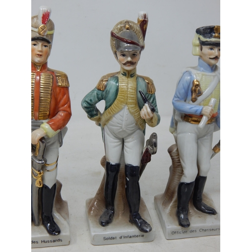 619 - Three Military Figures: Officer des Chasseurs: Officer des Hussards & Soildat d'infanterie: Height 2... 