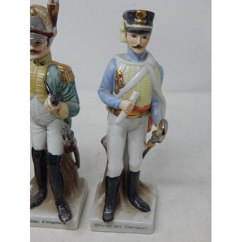 619 - Three Military Figures: Officer des Chasseurs: Officer des Hussards & Soildat d'infanterie: Height 2... 