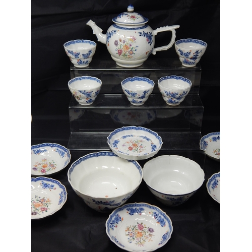 625 - 18th Century Porcelain Comprising Teapot, Tea Bowls (5), Saucers (5), Bowls (2): Teapot A/F