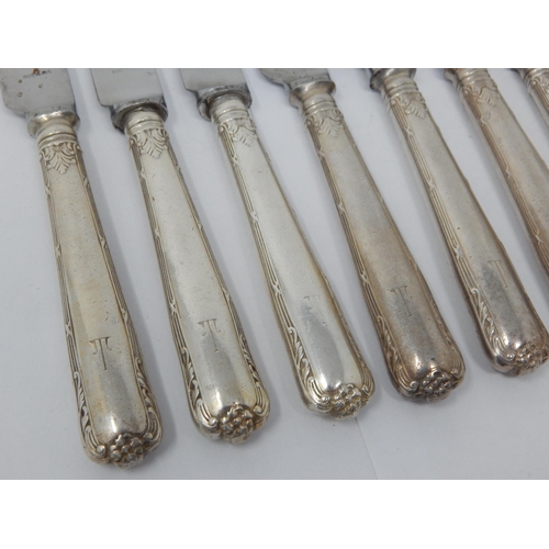 114 - A Set of 8 Silver Handled Dessert Knives Hallmarked London 1936 by Goldsmiths & Silversmiths Ltd: Le... 