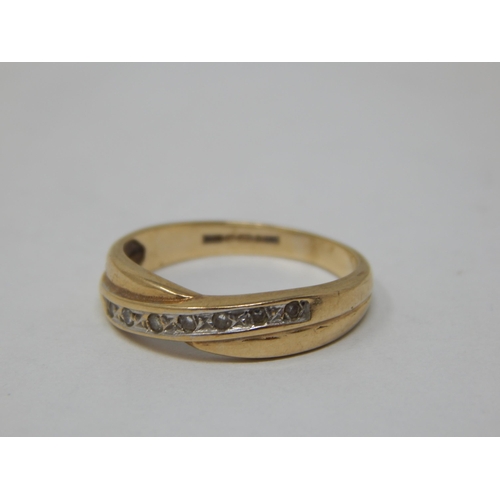 287 - 9ct Yellow Gold Ring: Size J: Gross weight 1.79g