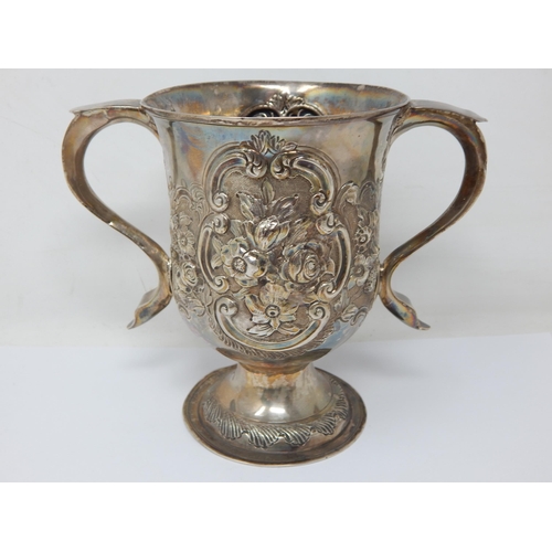 183 - George III Silver Twin Handled Loving Cup: Hallmarked London 1784 by John Lambe: Height 14cm: Weight... 