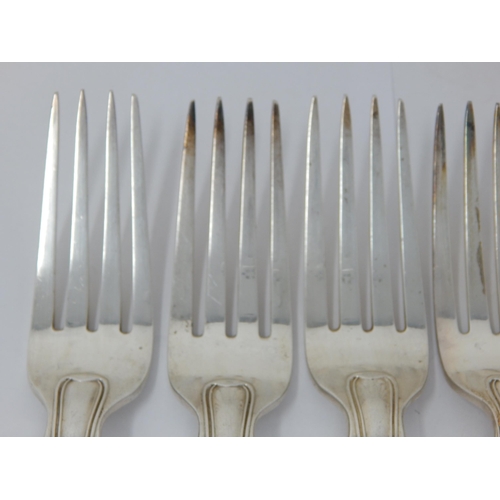 147 - A Set of 6 Georgian Silver Kings Pattern Dinner Forks Hallmarked London 1828 by William Chawner: Len... 