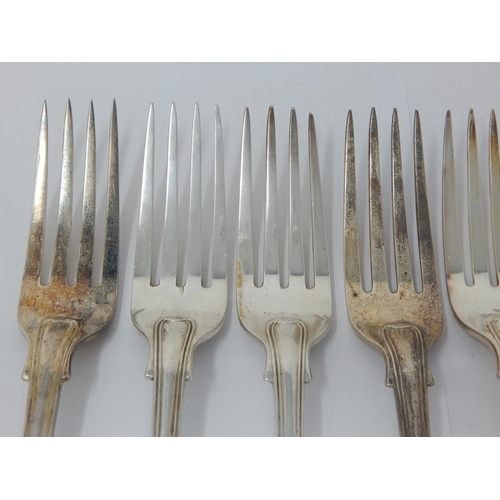 148 - A Set of 8 Georgian Silver Kings Pattern Dinner Forks Hallmarked London 1828 by William Chawner: Len... 