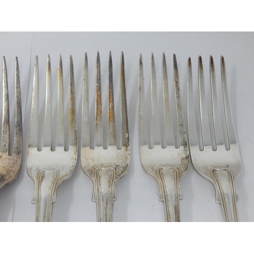 148 - A Set of 8 Georgian Silver Kings Pattern Dinner Forks Hallmarked London 1828 by William Chawner: Len... 