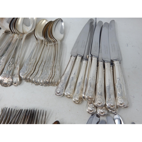 181 - 12 Place Setting of Kings Pattern Silver Plated Cutlery Including:
12 x Dinner Forks
12 X Dinner Kni... 