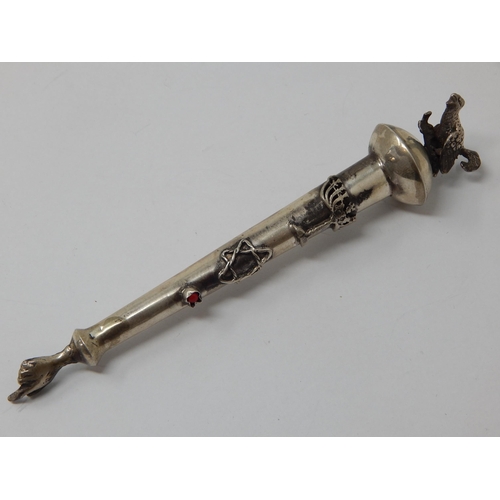 154 - Judaica: Silver Torah Pointer with Cockerel Finial: Set with a Red Cabochon: Measuring 15cm: Marked ... 