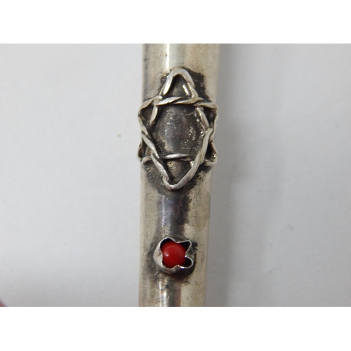 154 - Judaica: Silver Torah Pointer with Cockerel Finial: Set with a Red Cabochon: Measuring 15cm: Marked ... 