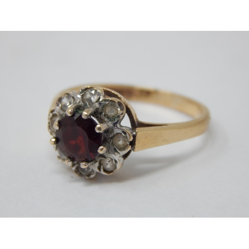 178 - 9ct Yellow Gold Ring: Size L/M: Gross weight 2.43g