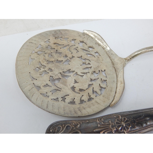 124 - Two Silver Bladed Dinner Knives, Silver Handled Cake Slice & a Continental Silver Server