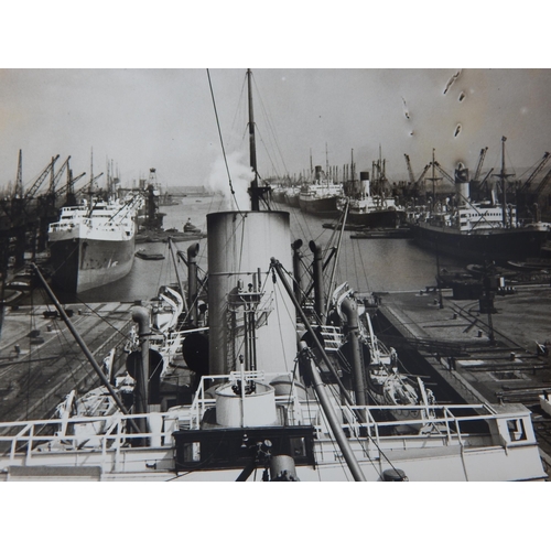 541 - WWII: A Collection of B&W Naval Photographs showing the 50 boat armada that went to Dunkirk, Life in... 