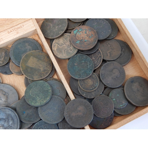 6 - Huge collection of early Copper coinage to include George III Farthings, Halfpennies and Pennies and... 