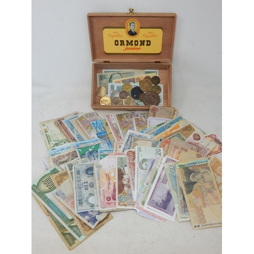 62 - Collection of Banknotes of the World and a few coins