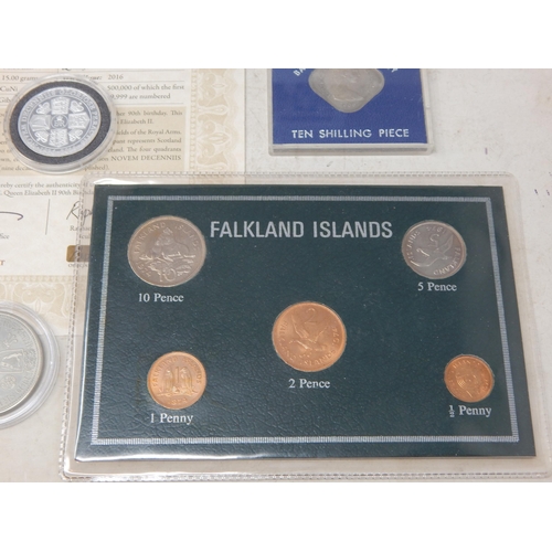 58 - Large collection of Commemoraive coinage to include:  Alderney £5 2012 Proof; USA Proof Dollar 1979,... 