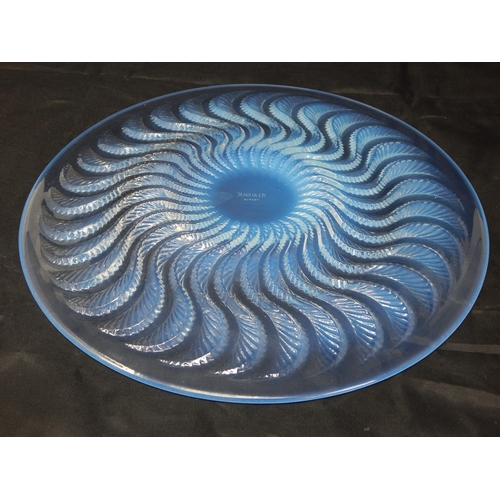 498 - RENE LALIQUE (1860-1945) Actinia Plate: Designed 1933: Measures 27.8cm diameter: Etched 