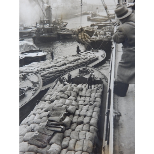 541 - WWII: A Collection of B&W Naval Photographs showing the 50 boat armada that went to Dunkirk, Life in... 