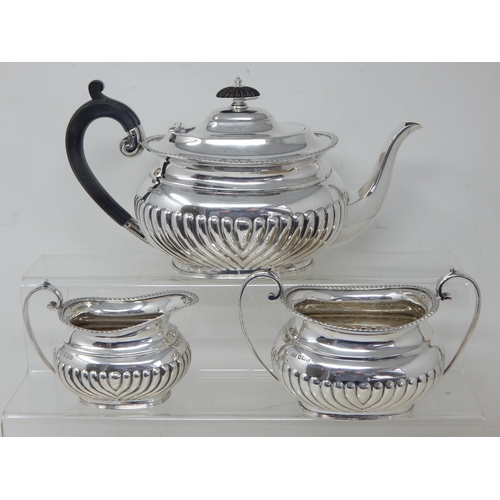 104 - Victorian silver three piece tea service, Sheffield 1899, Gross Weight 788g (25.33oz)