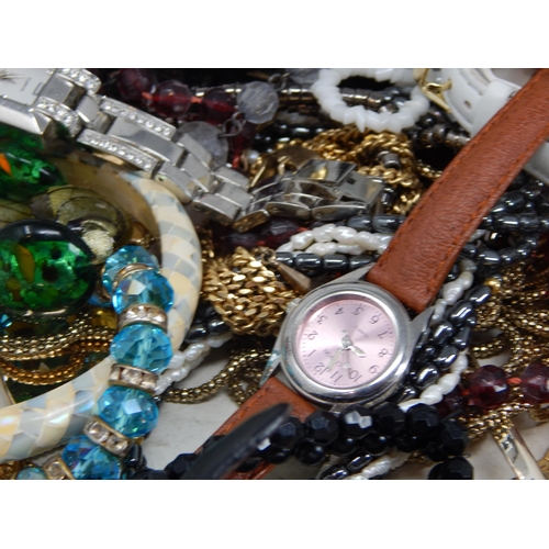 207 - A Large Quantity of Costume Jewellery to Include, Necklaces, Bracelets, Earrings etc together with a... 