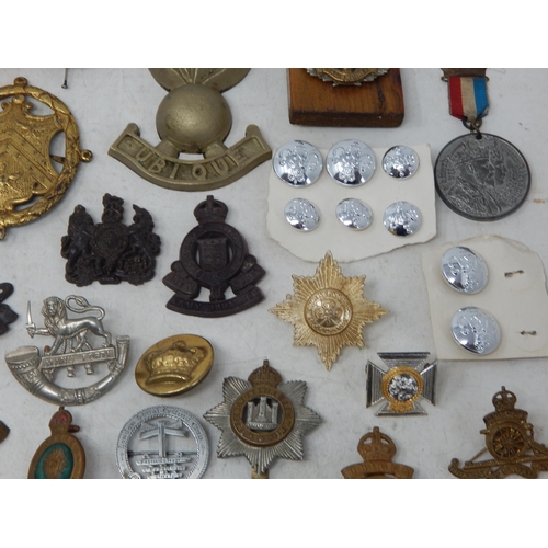 600 - Military Badges Including: British Lancers (Death or Glory), Herefordshire Infantry, The Devonshire ... 