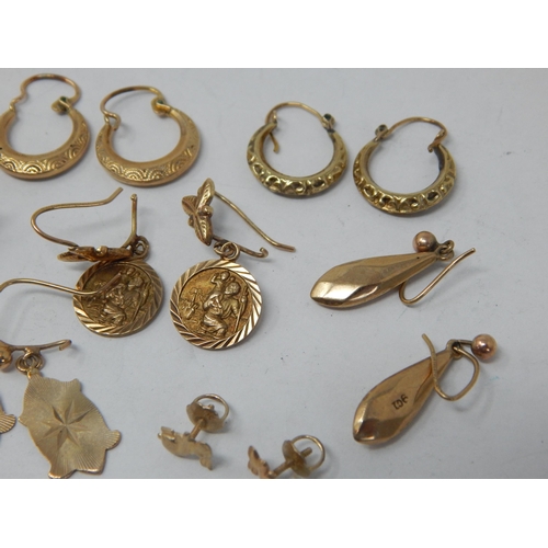 222 - 7 x Pairs of 9ct Gold Earrings: Gross weight 8.55g