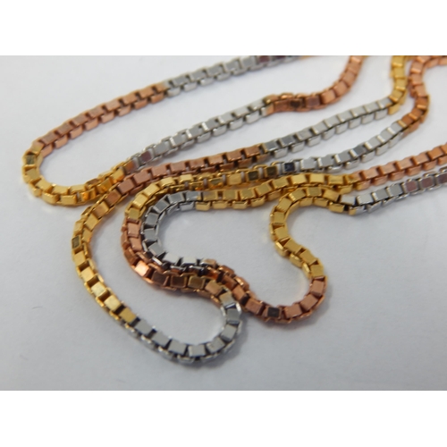 304 - 9ct Tri Colour Gold Necklace: Length 50cm: Weight 3.20g